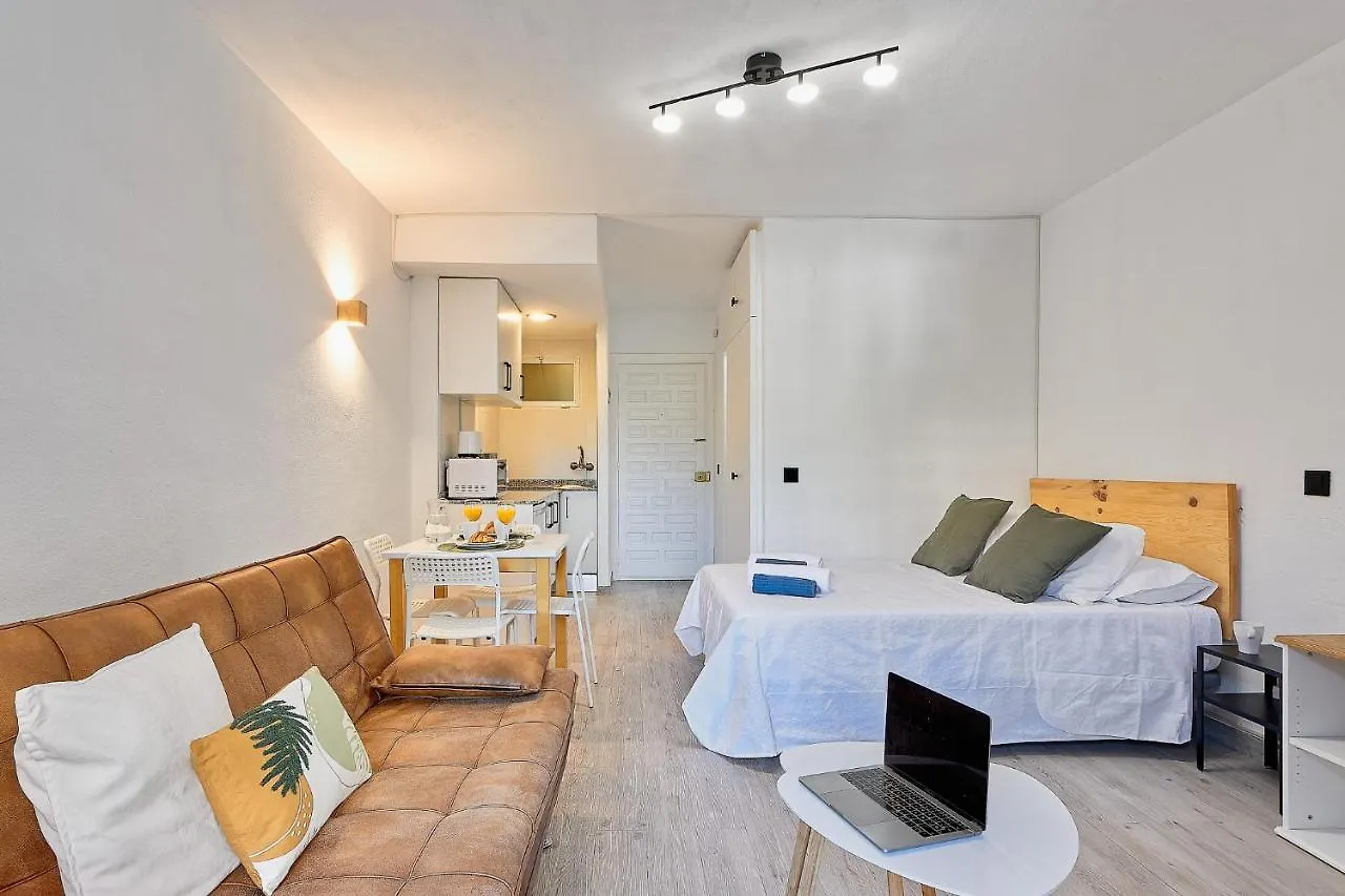Lovely Home Estudio Jupiter Piscina contacts